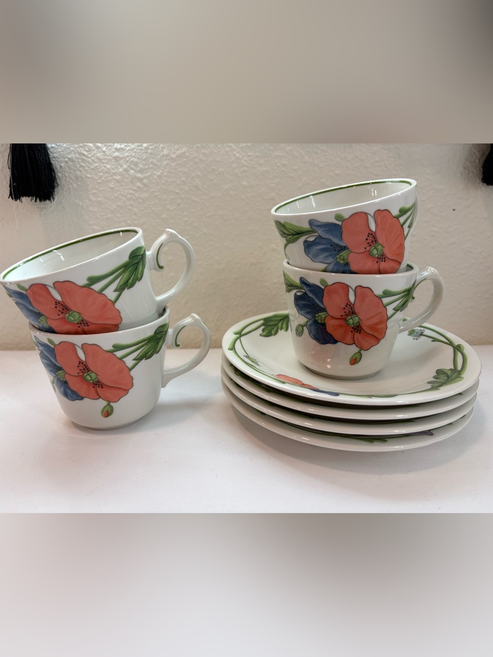 Villeroy & Boch cups & saucer